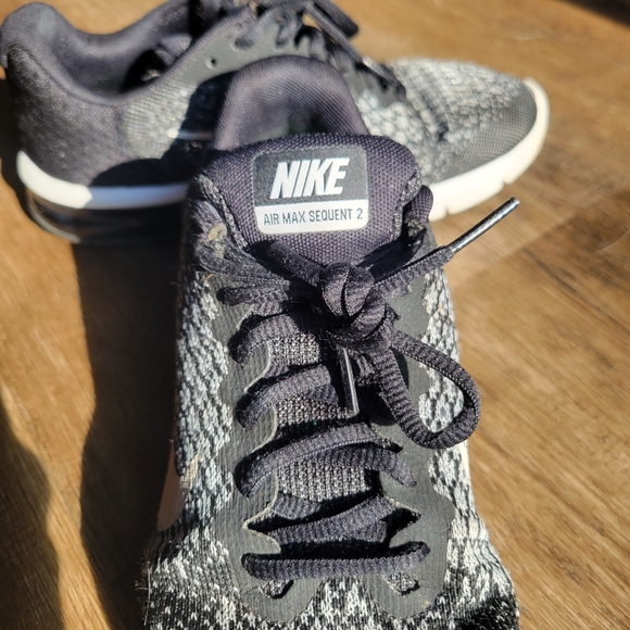 Nike Air Max Black and White Sneakers - Picture 3 of 5